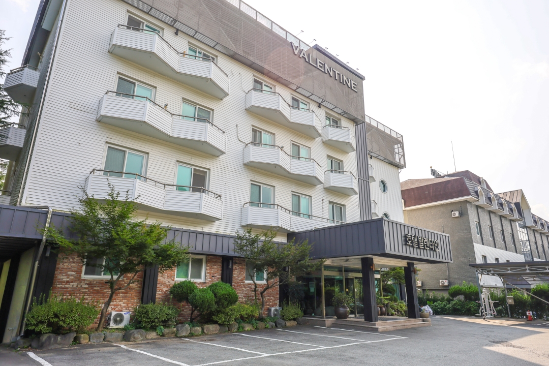 Valentain Hotel